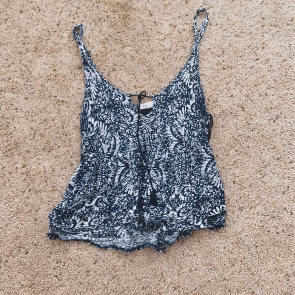 PATTERNED FLOWY TANK TOP FROM AEROPOSTALE
